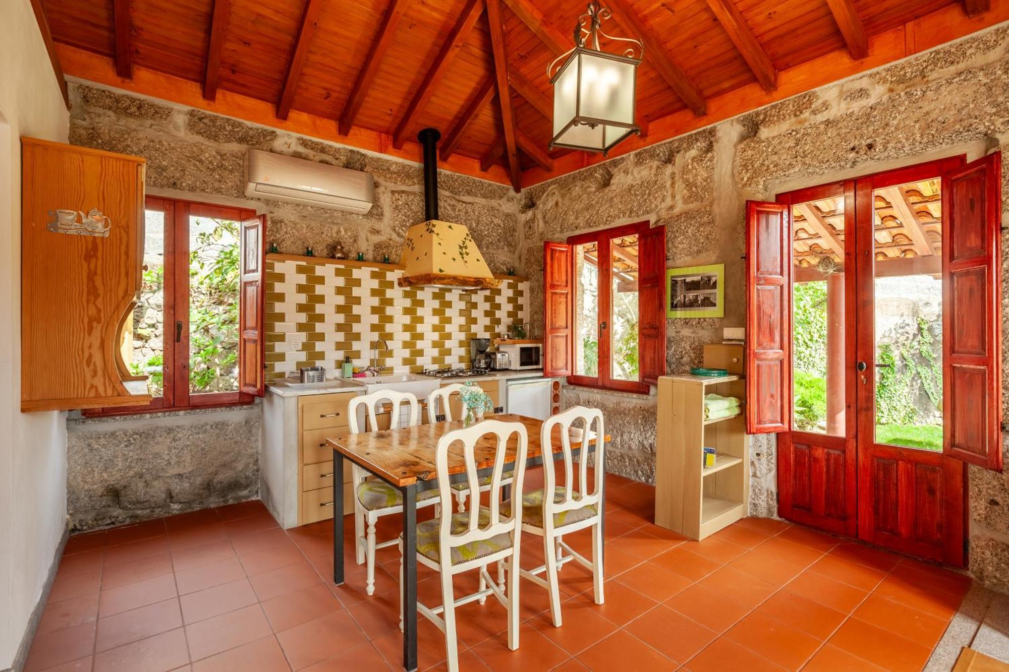 Вилла Casa Da Benfeitoria Гимарайнш Экстерьер фото