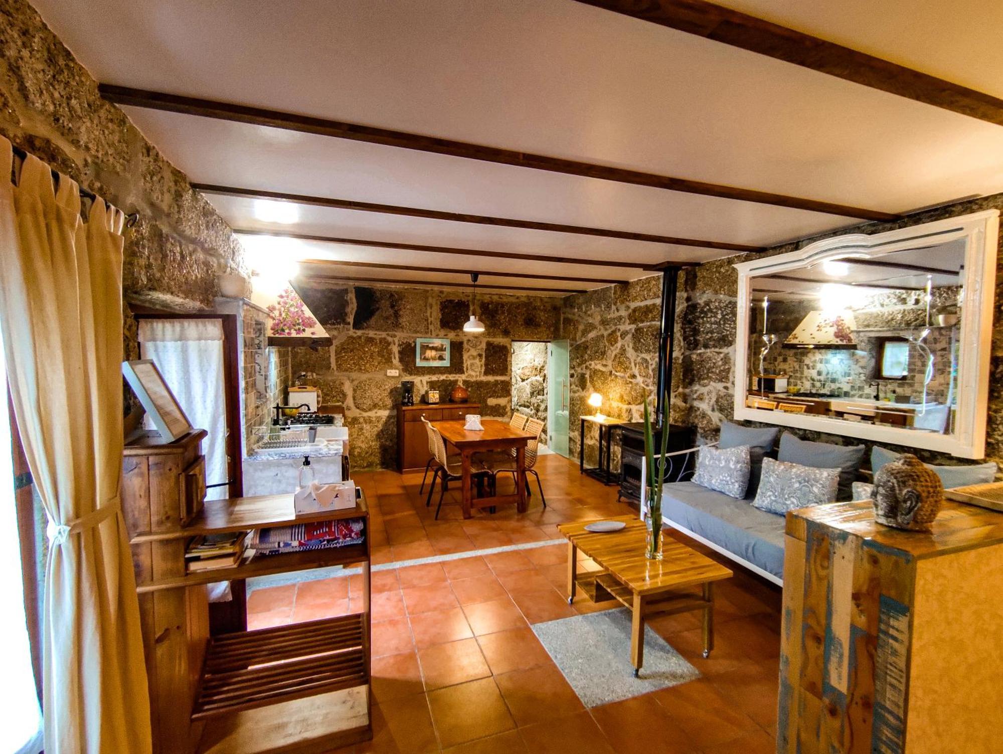 Вилла Casa Da Benfeitoria Гимарайнш Номер фото